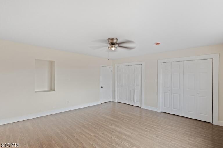 Property listing MLS 4049454 photo 9