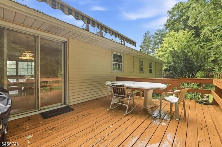 Property listing MLS 4049468 photo 28