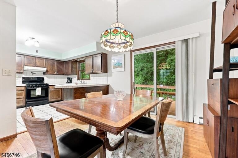 Property listing MLS 4049468 photo 7