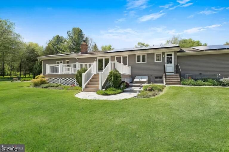 Property listing MLS 4049491 photo 3