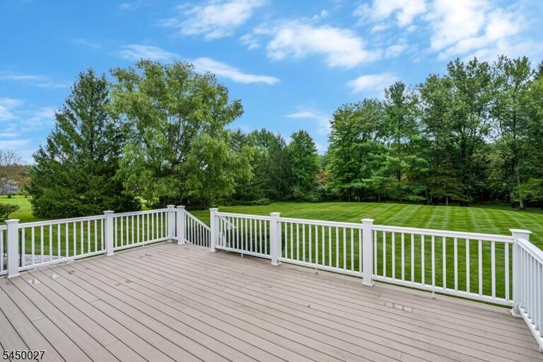 Property listing MLS 4049491 photo 6