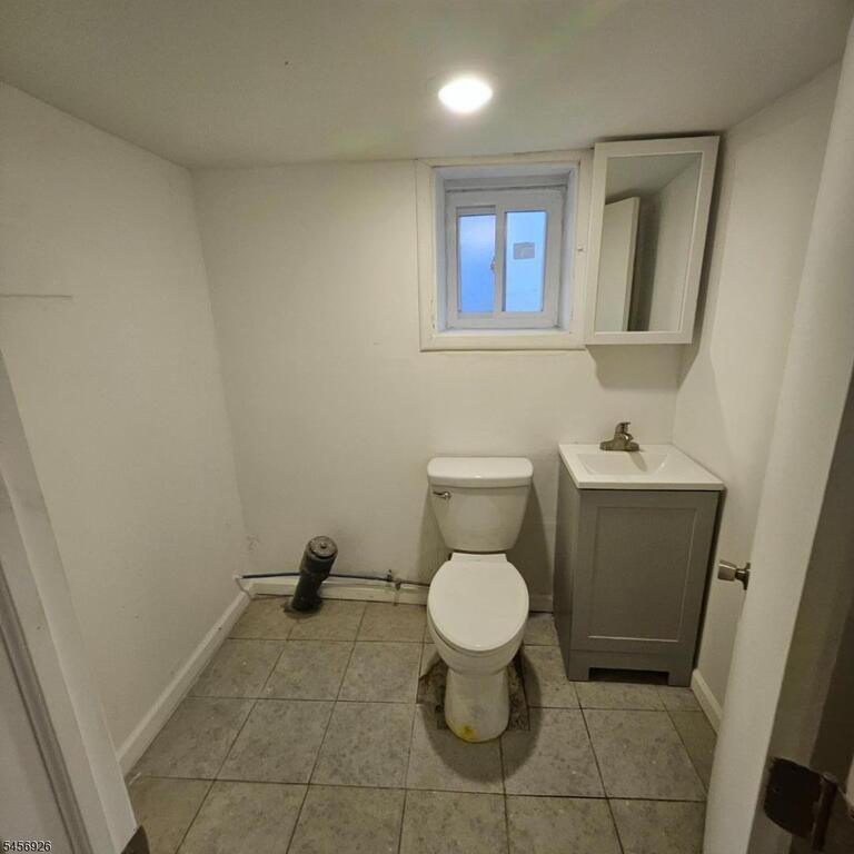 Property listing MLS 4049494 photo 28