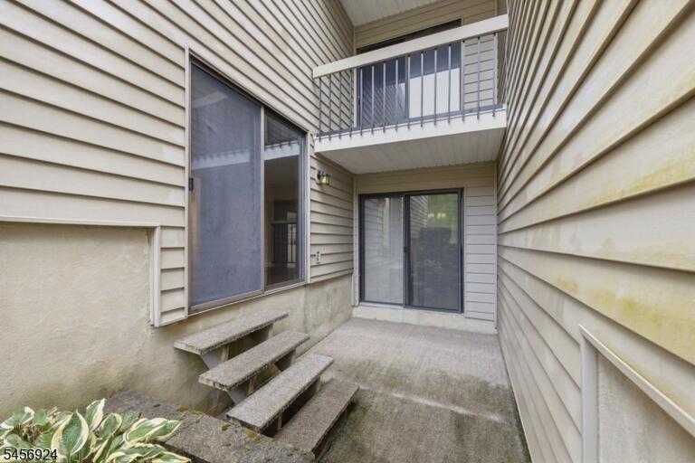 Property listing MLS 4049495 photo 27