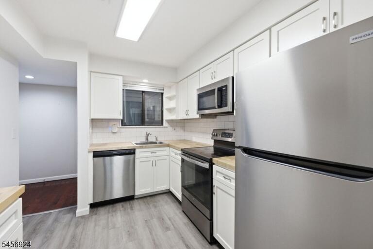 Property listing MLS 4049495 photo 7
