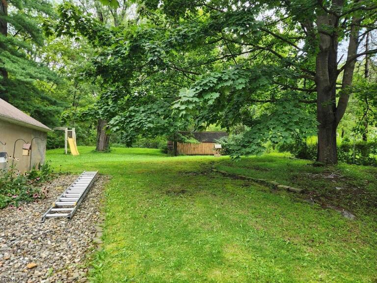 Property listing MLS 4049496 photo 23