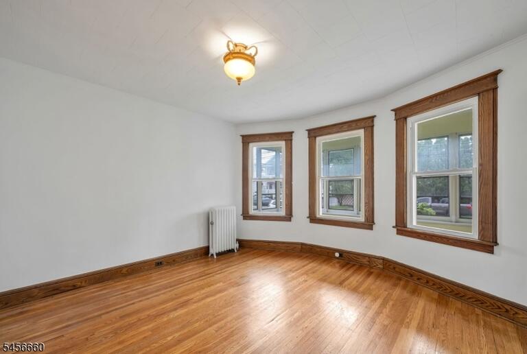 Property listing MLS 4049508 photo 6