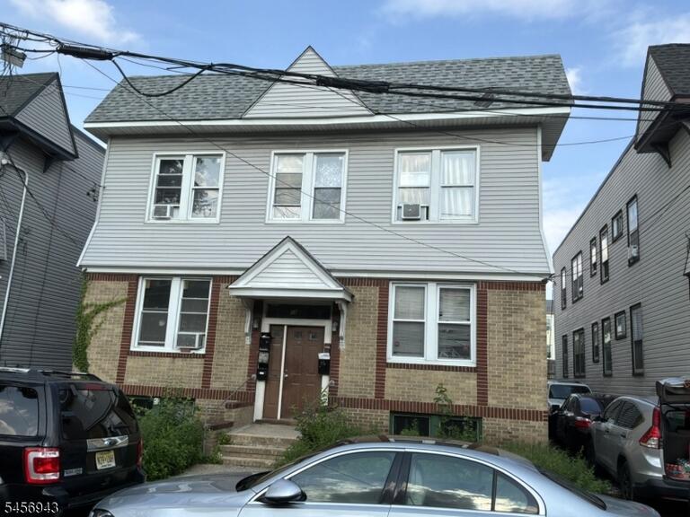 Property listing MLS 4049517 photo 1