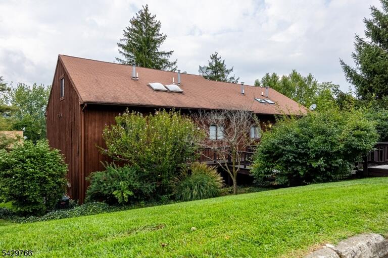 Property listing MLS 4049518 photo 1