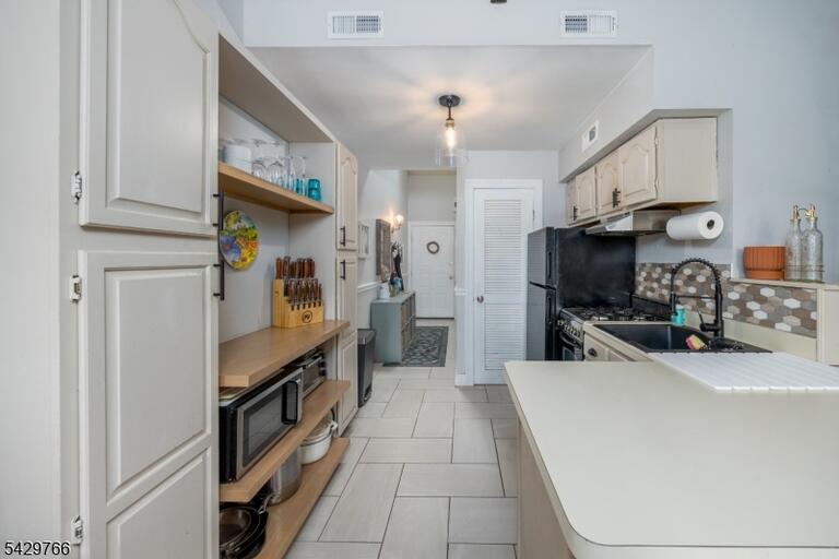 Property listing MLS 4049518 photo 7