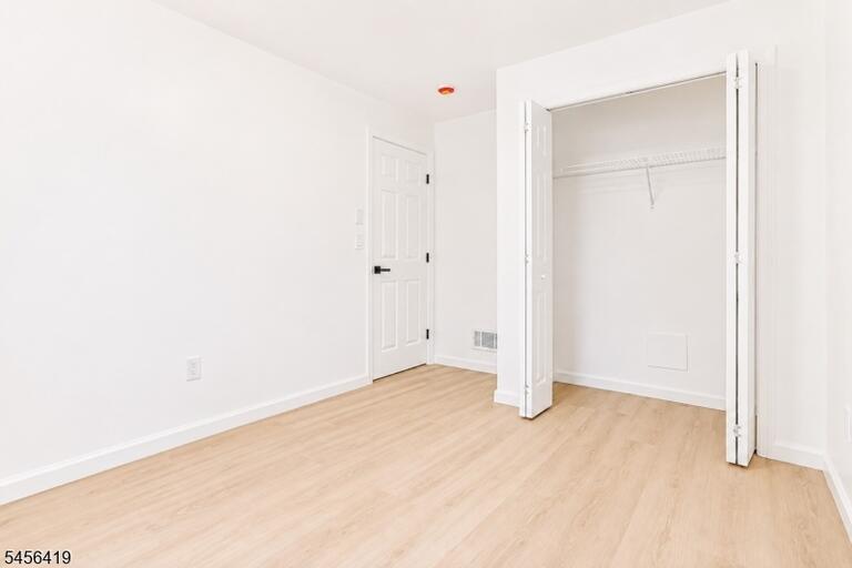 Property listing MLS 4049523 photo 23