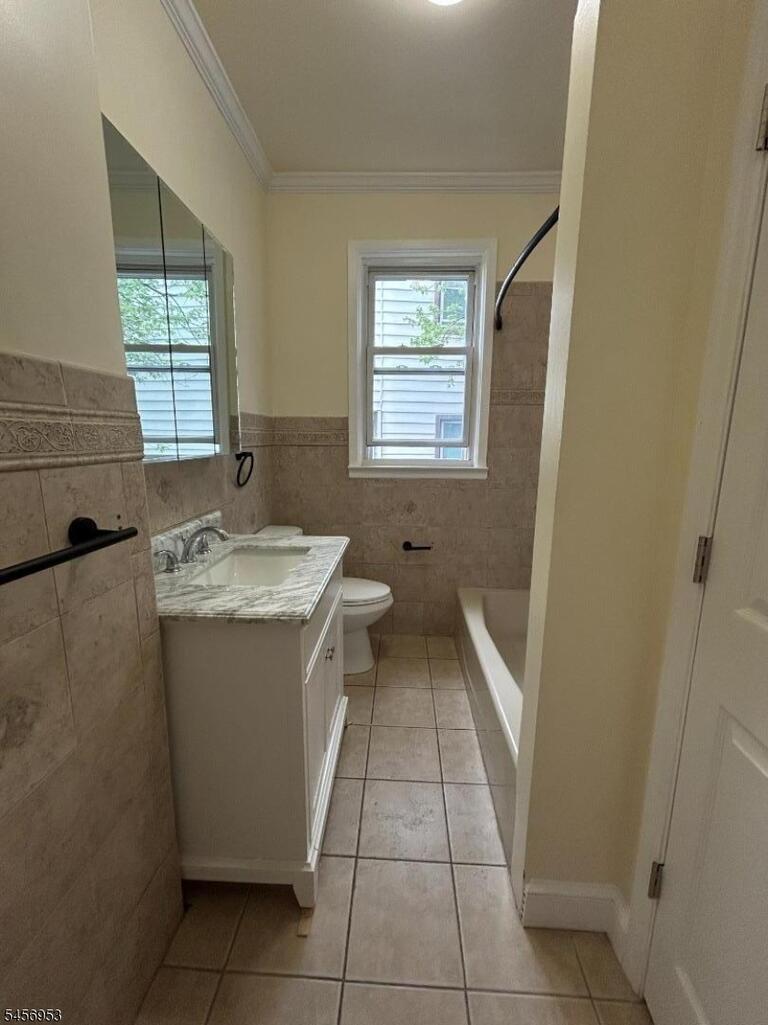 Property listing MLS 4049538 photo 7