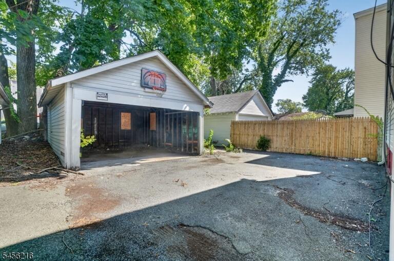 Property listing MLS 4049541 photo 17