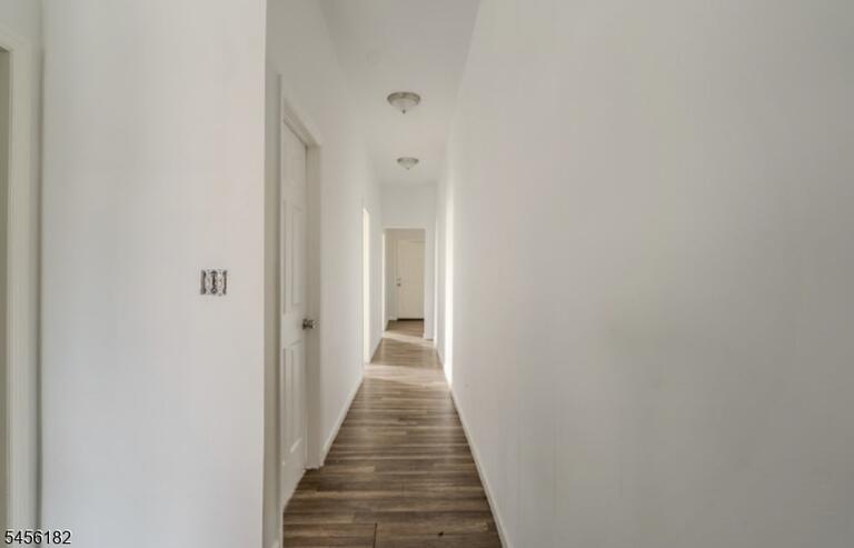 Property listing MLS 4049543 photo 3