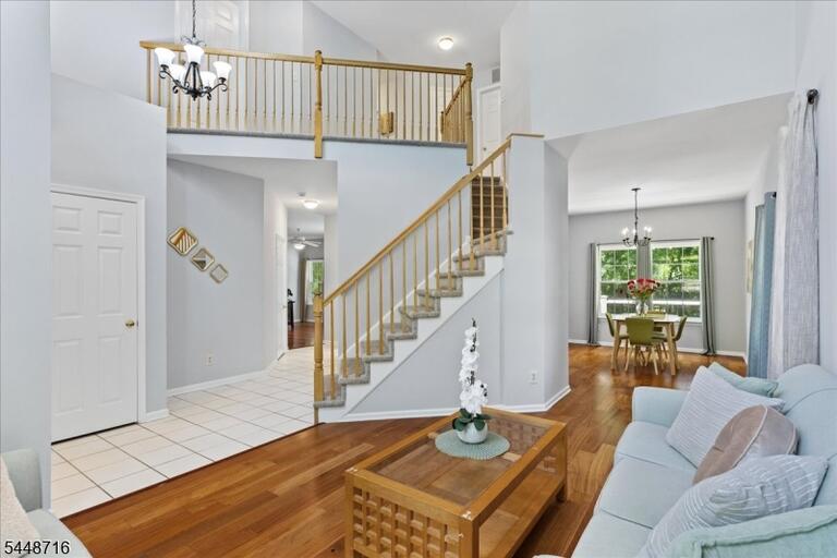 Property listing MLS 4049548 photo 5