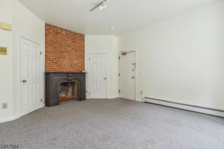Property listing MLS 4049552 photo 6