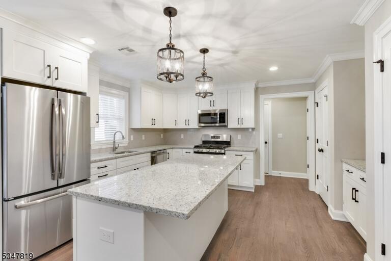 Property listing MLS 4049553 photo 4