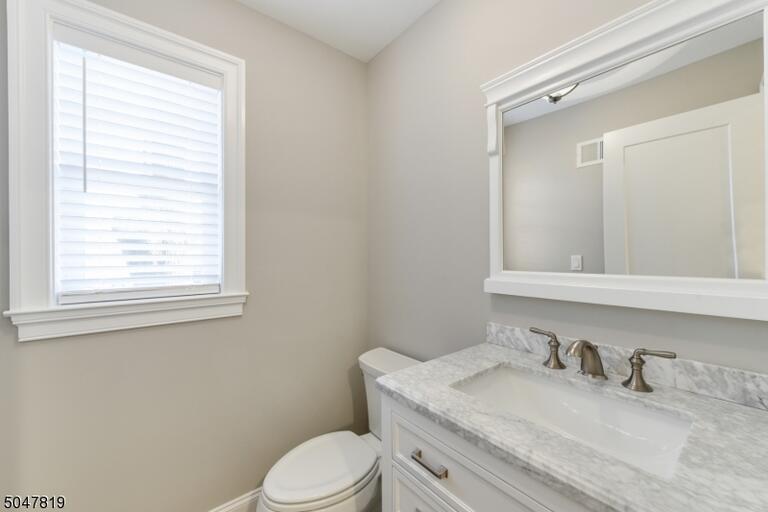 Property listing MLS 4049553 photo 7