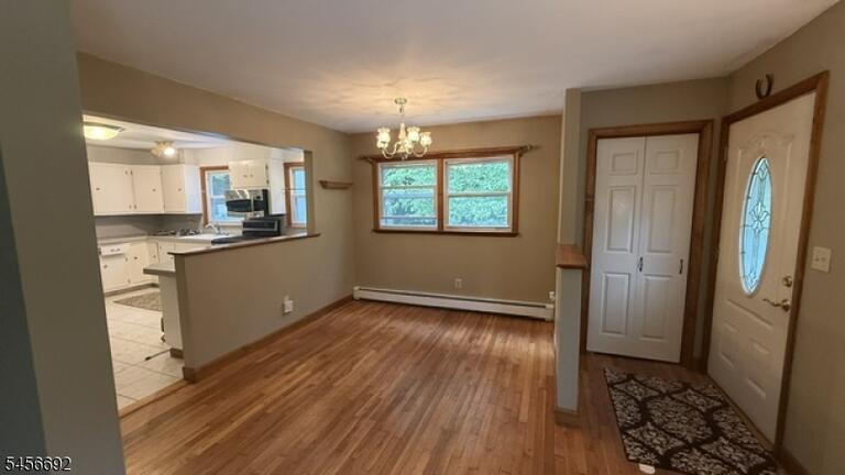 Property listing MLS 4049575 photo 5