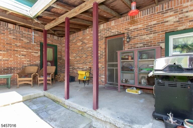 Property listing MLS 4049577 photo 5