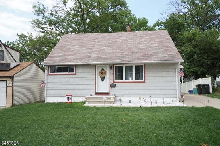 Property listing MLS 4049584 photo 2