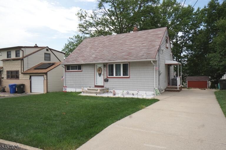 Property listing MLS 4049584 photo 3