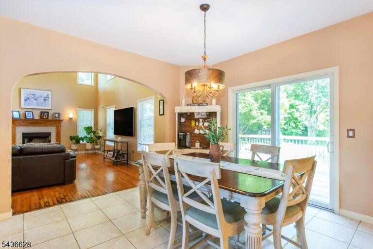 Property listing MLS 4049585 photo 18