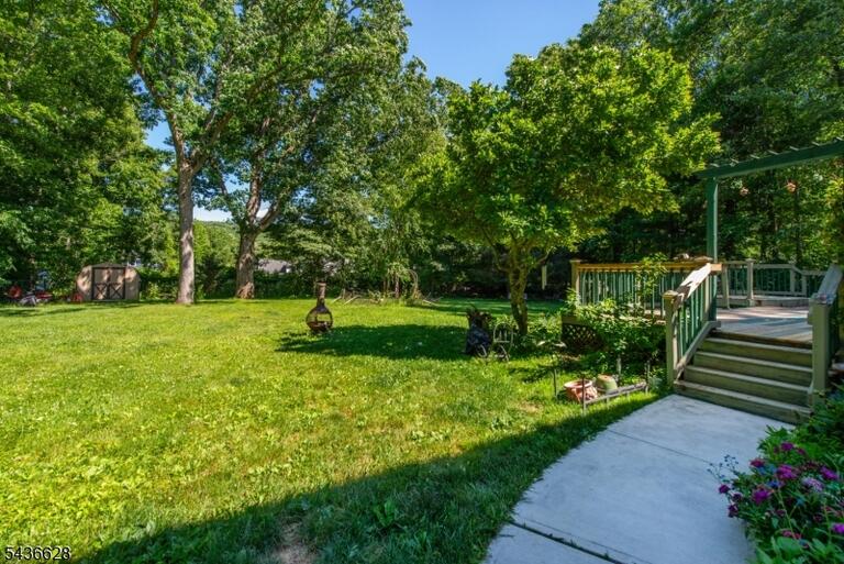 Property listing MLS 4049585 photo 48
