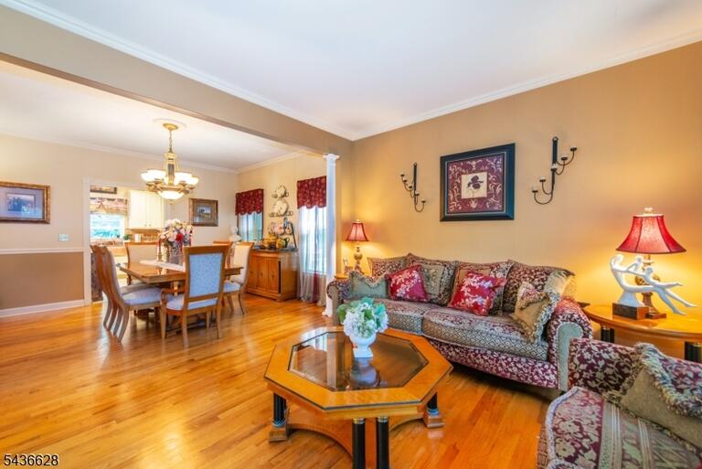 Property listing MLS 4049585 photo 8