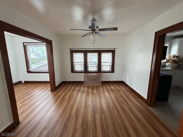 Property listing MLS 4049596 photo 2