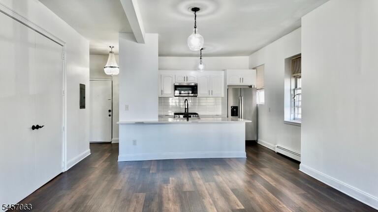 Property listing MLS 4049601 photo 1