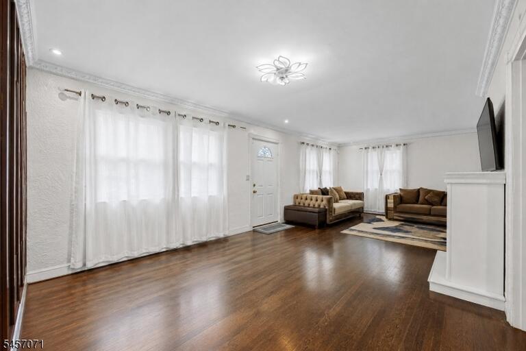 Property listing MLS 4049605 photo 10