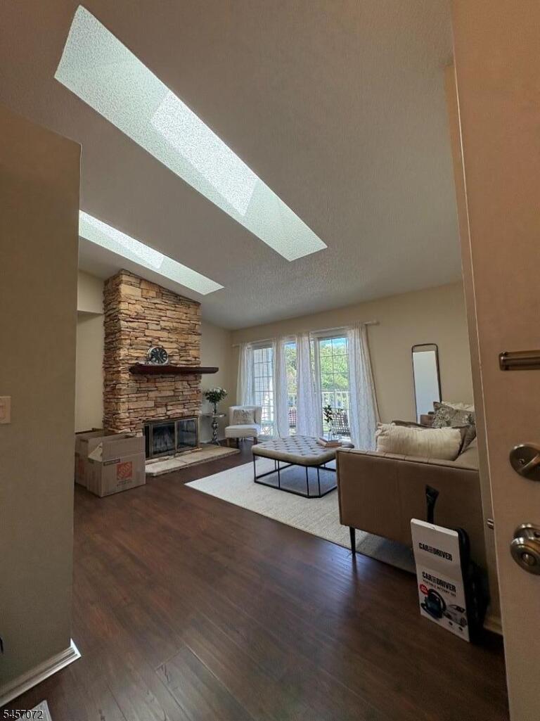 Property listing MLS 4049608 photo 19