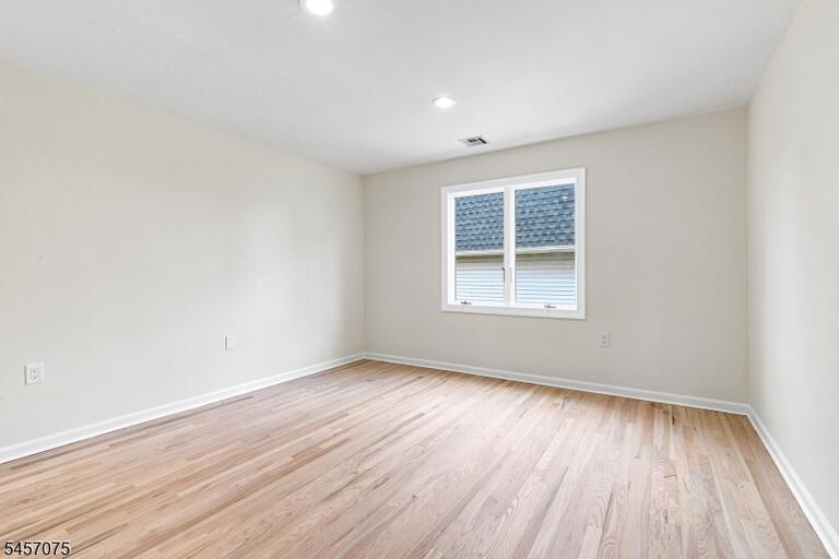 Property listing MLS 4049612 photo 33