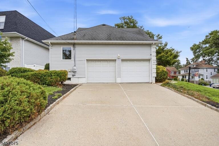 Property listing MLS 4049612 photo 4