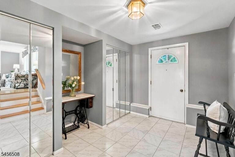 Property listing MLS 4049630 photo 13