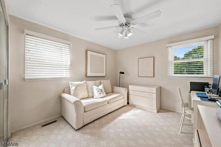 Property listing MLS 4049630 photo 26