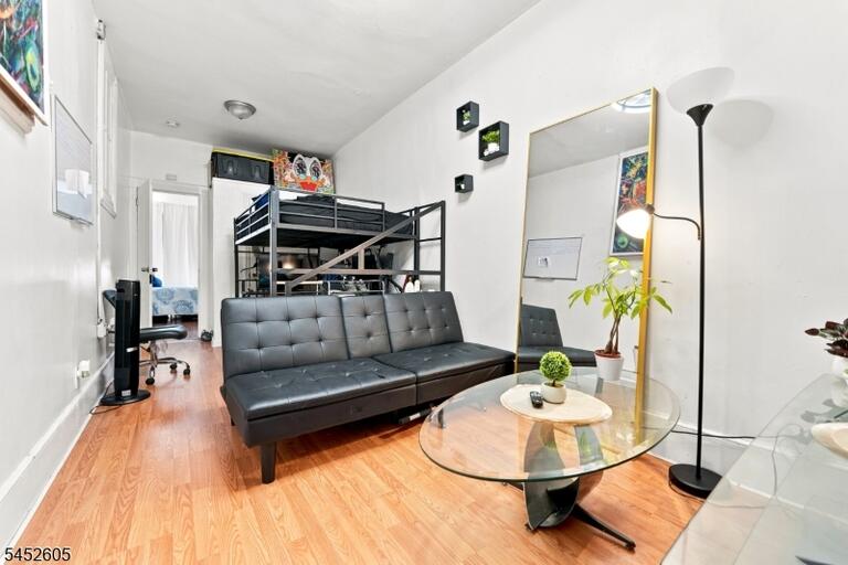 Property listing MLS 4049641 photo 13