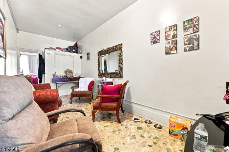 Property listing MLS 4049641 photo 18