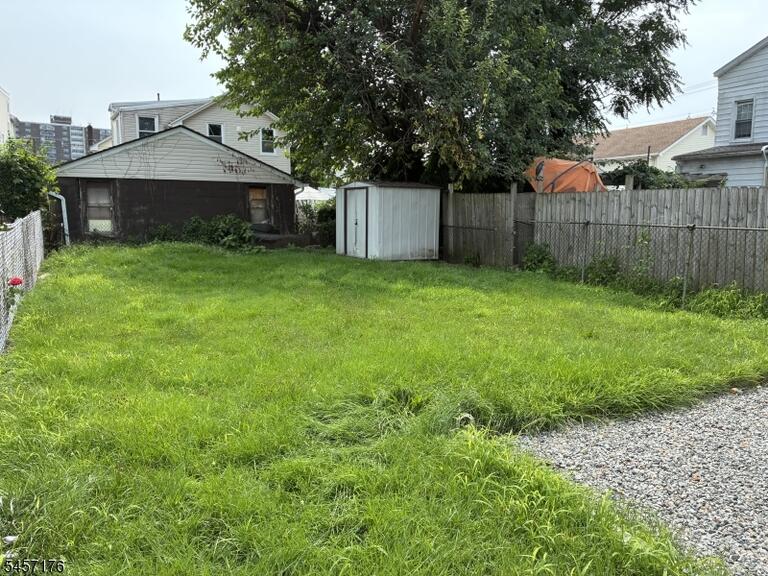 Property listing MLS 4049677 photo 13