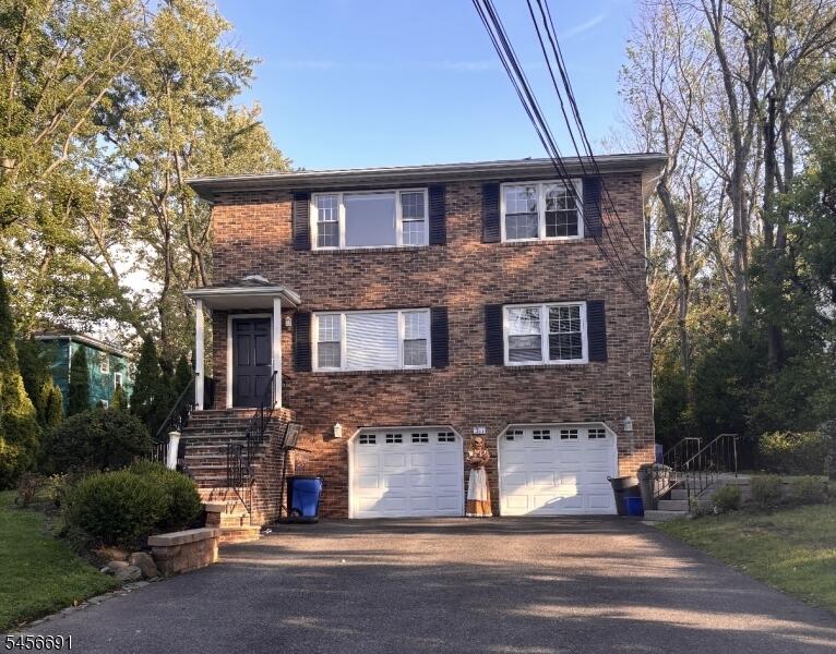 Property listing MLS 4049687 photo 1