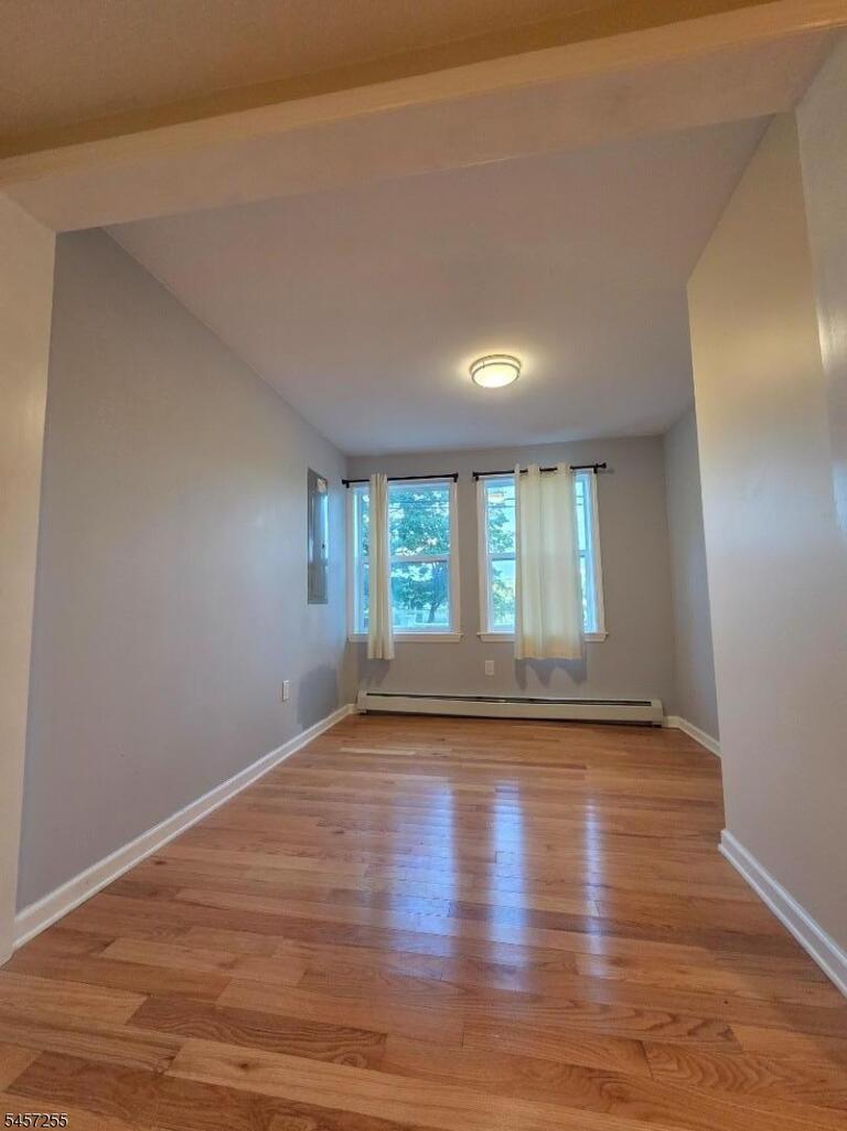 Property listing MLS 4049729 photo 5