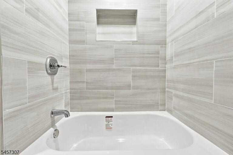 Property listing MLS 4049754 photo 21