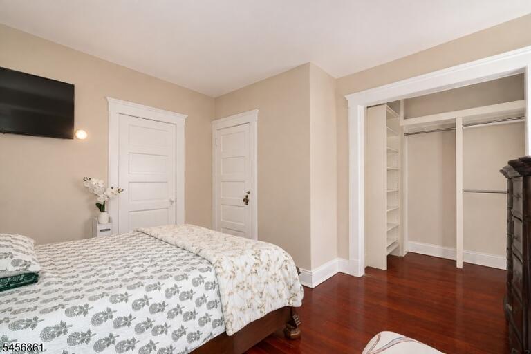 Property listing MLS 4049758 photo 13