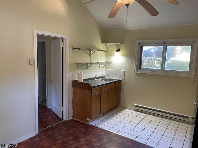 Property listing MLS 4049759 photo 4