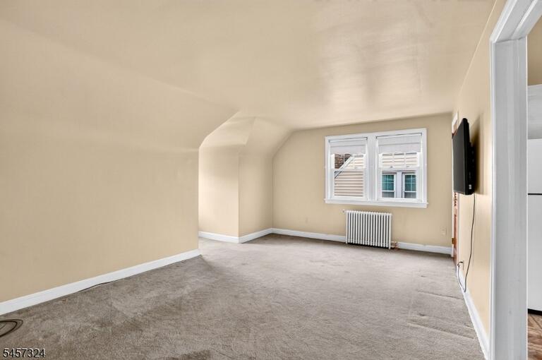 Property listing MLS 4049760 photo 18