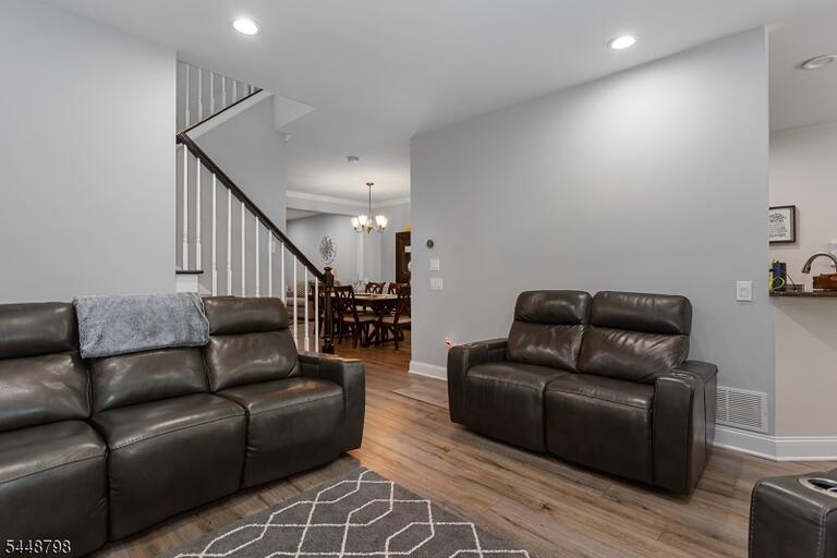 Property listing MLS 4049762 photo 17
