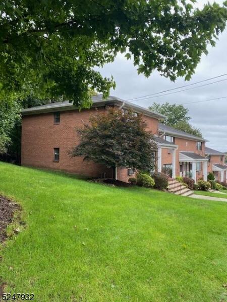 Property listing MLS 4049765 photo 2