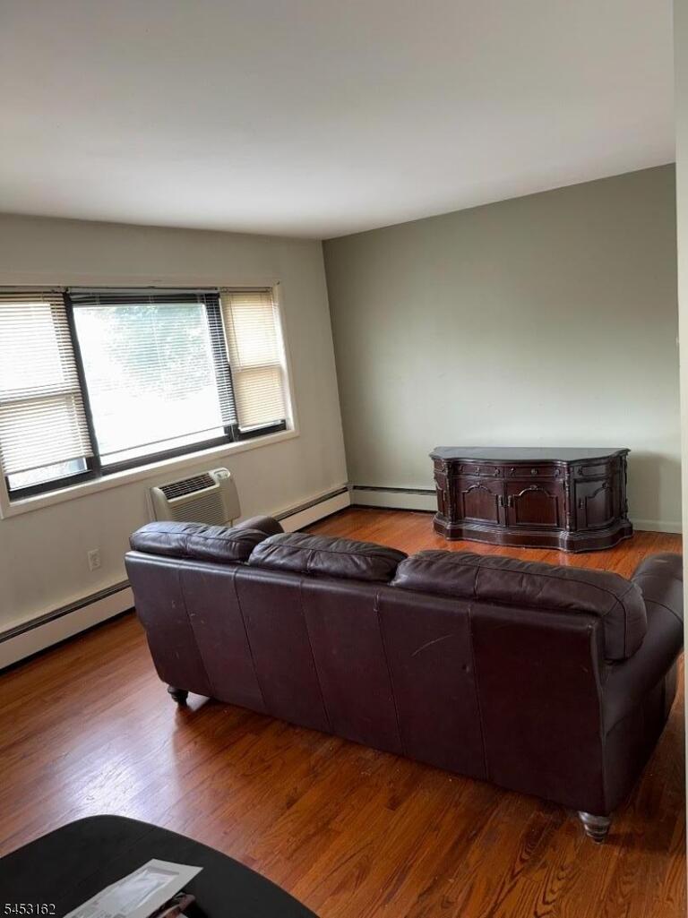 Property listing MLS 4049765 photo 7