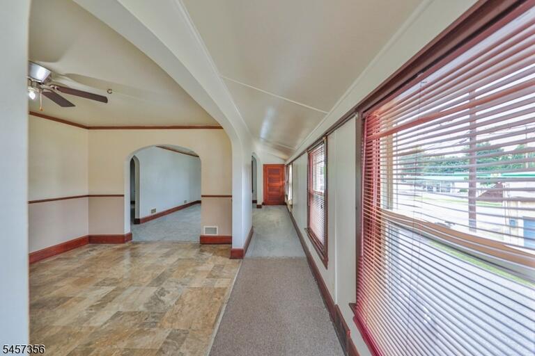 Property listing MLS 4049776 photo 3