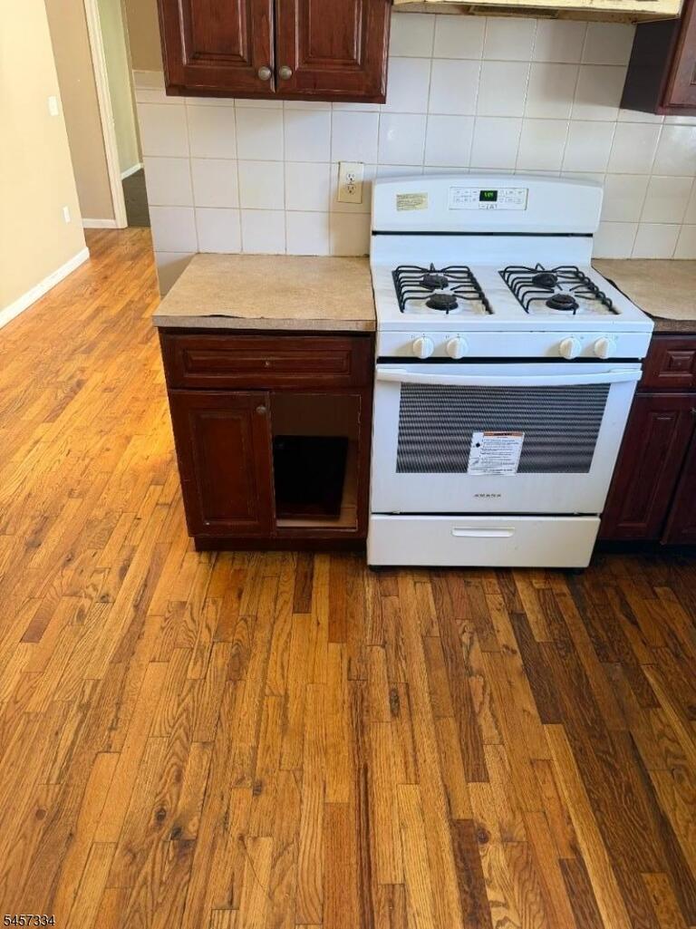 Property listing MLS 4049782 photo 3